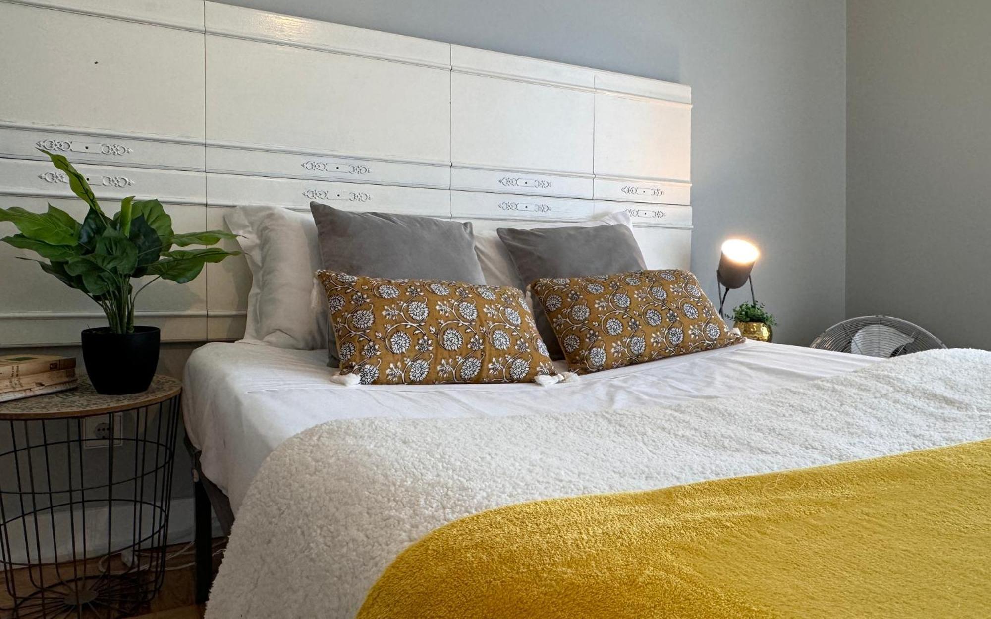 Sunny 4 Bedroom Apartment - With View Coimbra Exterior photo